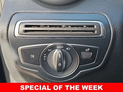 Used 2021 Mercedes-Benz C 300 Sedan image 25
