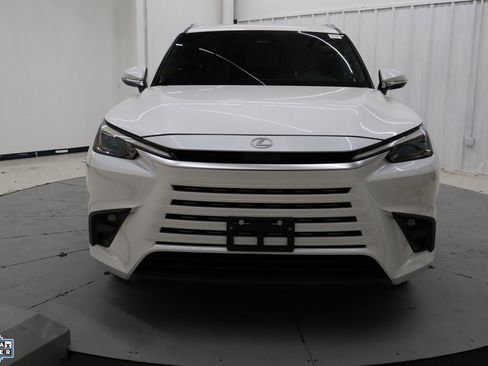 Used 2024 Lexus TX 350 FWD image 11