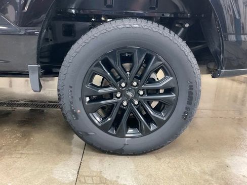 Used 2025 Ford F150 Lariat AWD/4WD image 16
