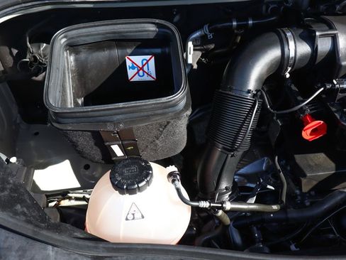 Used 2021 Mercedes-Benz Sprinter 2500 image 14