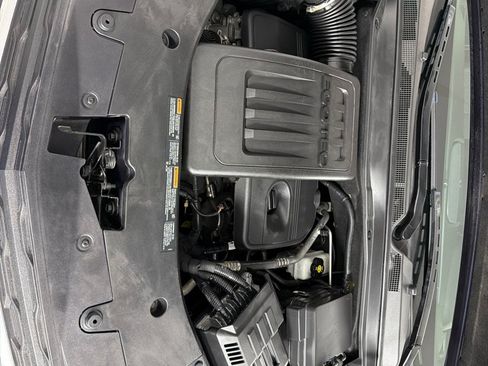 Used 2017 Chevrolet Equinox LS FWD image 25