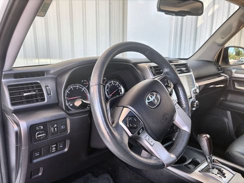 Used 2023 Toyota 4Runner Limited RWD image 10
