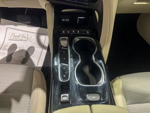 Used 2021 Buick Envision Preferred image 18