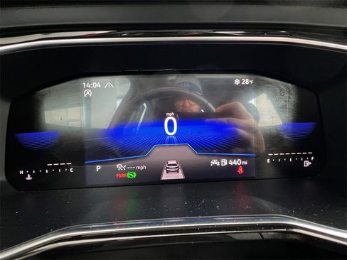 Used 2024 Volkswagen Jetta SE image 20