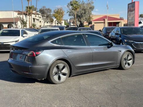 Used 2018 Tesla Model 3 Performance image 4