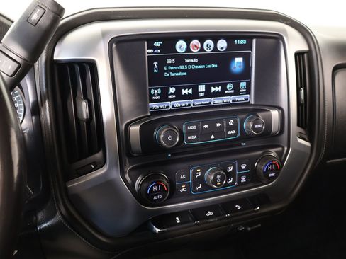 Used 2018 GMC Sierra 1500 SLE w/ SLE Value Package image 5