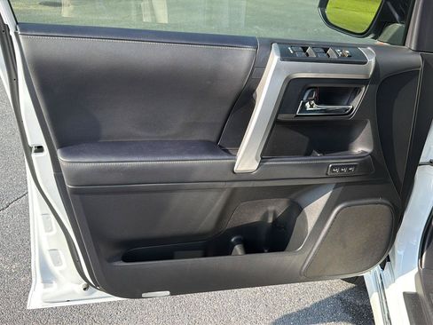 Used 2024 Toyota 4Runner Limited RWD image 16