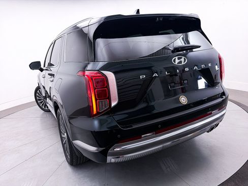 Used 2024 Hyundai Palisade Calligraphy AWD/4WD image 4