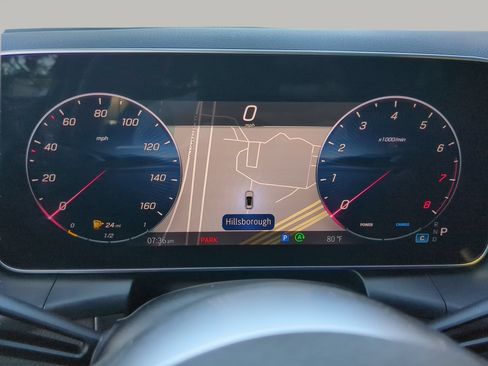Used 2025 Mercedes-Benz GLC 300 image 69