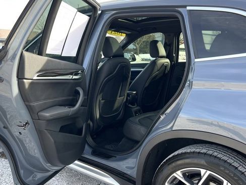 Used 2021 BMW X1 xDrive28i w/ Premium Package image 28
