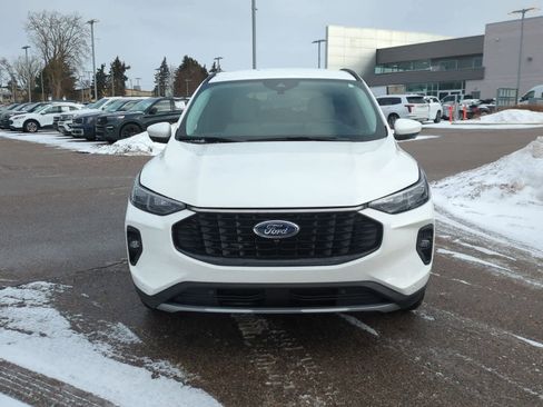 Certified 2024 Ford Escape Platinum image 3