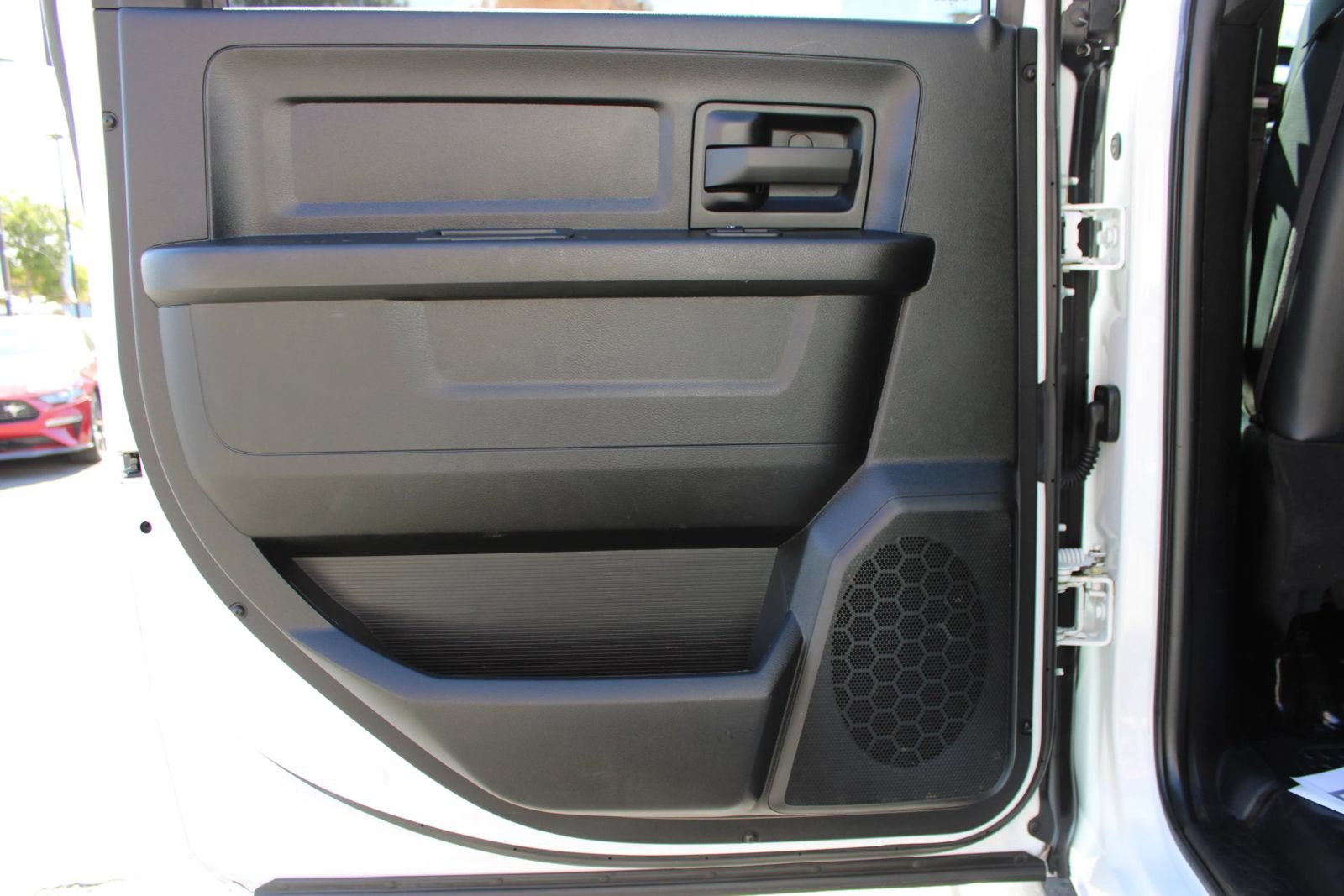 Used 2024 RAM 2500 Tradesman w/ Chrome Appearance Group AWD/4WD image 12