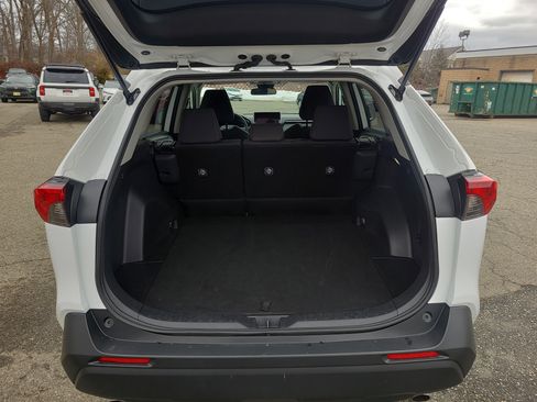 Certified 2025 Toyota RAV4 LE image 29