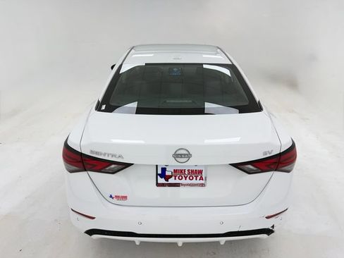 Used 2024 Nissan Sentra SV FWD image 39