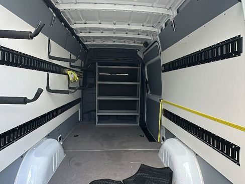 Used 2024 Mercedes-Benz Sprinter 144 Cargo image 27