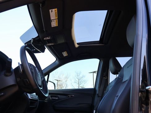 Certified 2021 Honda Ridgeline Black Edition image 34