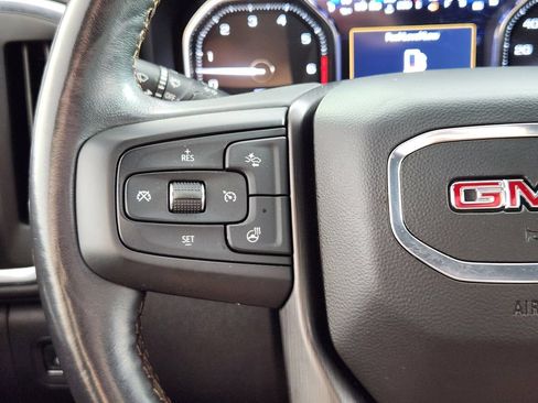 Used 2022 GMC Sierra 1500 AT4 w/ AT4 Premium Package AWD/4WD image 18