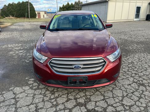 Used 2014 Ford Taurus SEL image 8