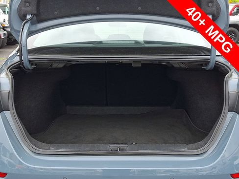 Used 2024 Nissan Sentra SV FWD image 28