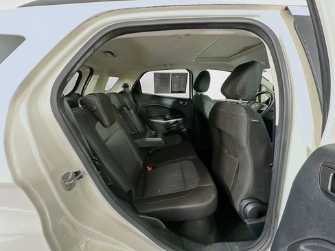 Used 2020 Ford EcoSport SE FWD image 24