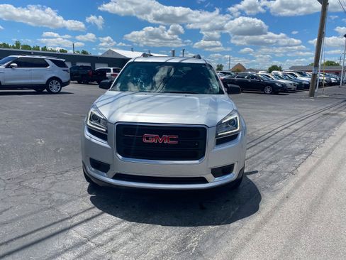 Used 2015 GMC Acadia SLE AWD/4WD image 2
