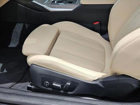 Used 2026 BMW 430i Coupe w/ Parking Assistance Package image 4