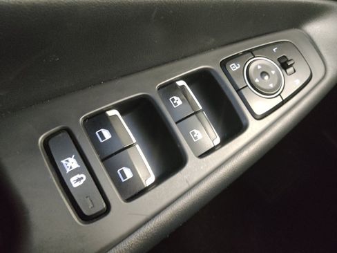 Used 2020 Hyundai Santa Fe Limited image 27