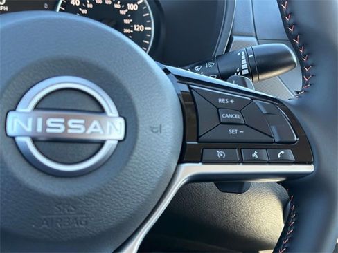 New 2025 Nissan Altima 2.5 SR image 11