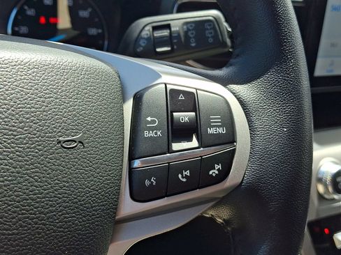 Certified 2022 Ford Explorer XLT w/ Equipment Group 202A AWD/4WD image 22