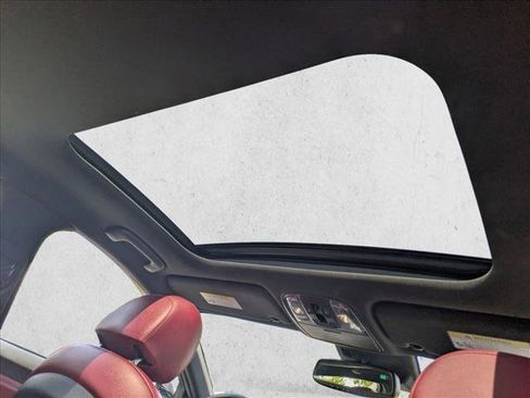 Used 2018 Kia Stinger GT1 RWD image 19