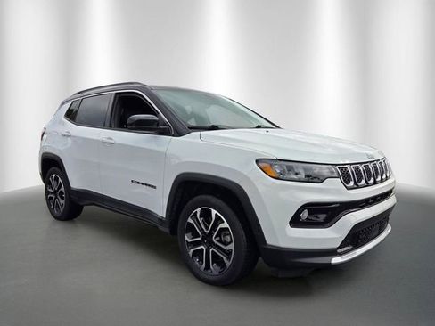 Used 2023 Jeep Compass Limited AWD/4WD image 7