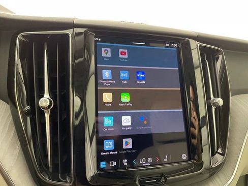 Certified 2024 Volvo XC60 T8 Plus w/ Protection Package Premier image 24