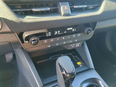 New 2026 Subaru Outback Premium image 22