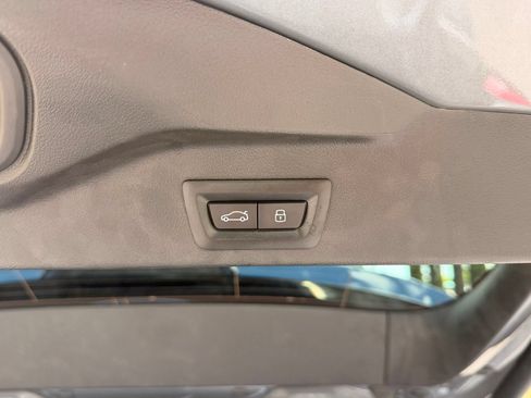 Certified 2025 BMW X5 xDrive40i w/ M Sport Package AWD/4WD image 20