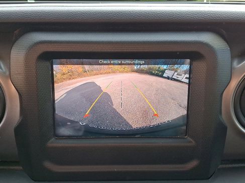 Certified 2021 Jeep Wrangler Unlimited Sport image 18