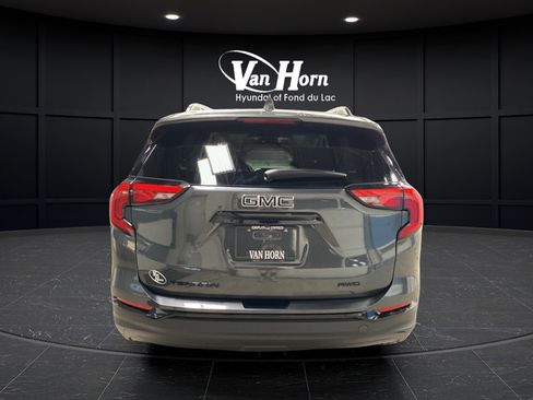 Used 2021 GMC Terrain SLE w/ Driver Convenience Package AWD/4WD image 6