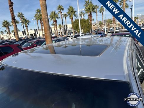 Used 2011 Ford F150 Lariat w/ Lariat Chrome Pkg image 10