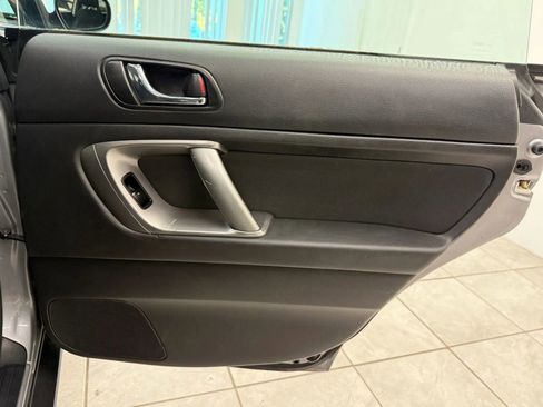 Used 2009 Subaru Outback 2.5i Special Edition image 21