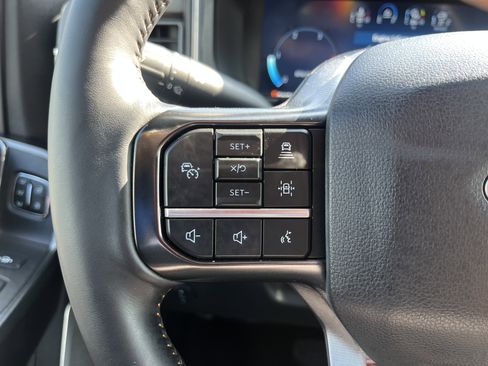 Used 2024 Ford F250 Platinum AWD/4WD image 20