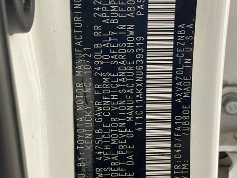 Used 2022 Toyota Camry LE w/ Carpet Mat Package (TMS) FWD image 23
