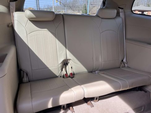 Used 2012 Buick Enclave Leather image 23