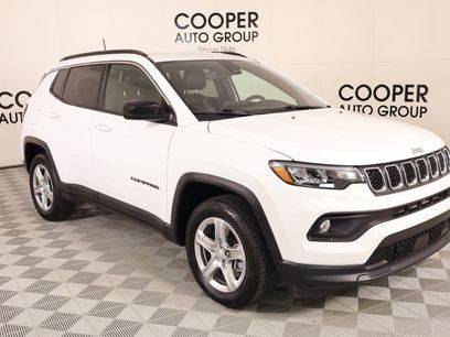 Used 2024 Jeep Compass Latitude w/ Convenience Group