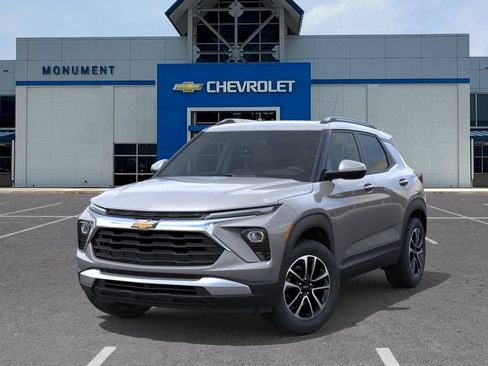 New 2026 Chevrolet TrailBlazer LT w/ Driver Confidence Package FWD image 6
