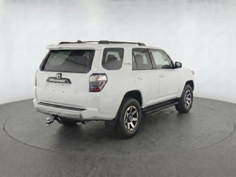 Used 2023 Toyota 4Runner TRD Off-Road Premium w/ Moonroof Package AWD/4WD image 4
