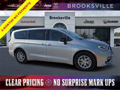 Certified 2024 Chrysler Pacifica Touring-L