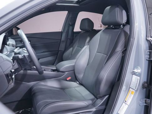 Used 2025 Honda Accord Sport image 7