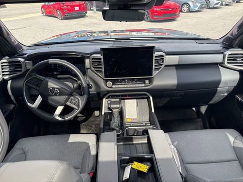 Used 2025 Toyota Tundra Limited image 3