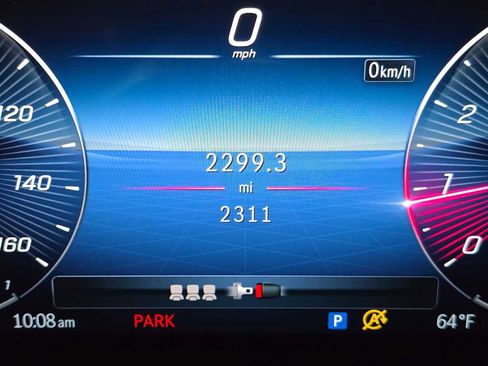 Certified 2026 Mercedes-Benz GLB 250 4MATIC image 31