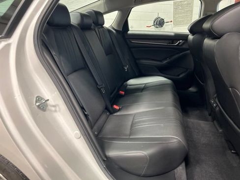 Certified 2022 Honda Accord Touring image 20