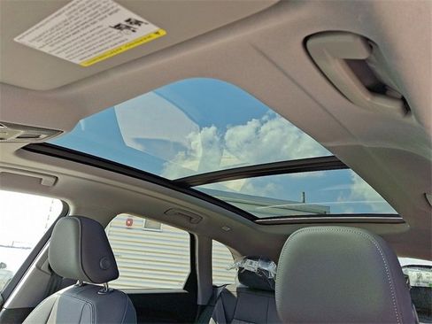 New 2025 Audi Q5 Premium image 10